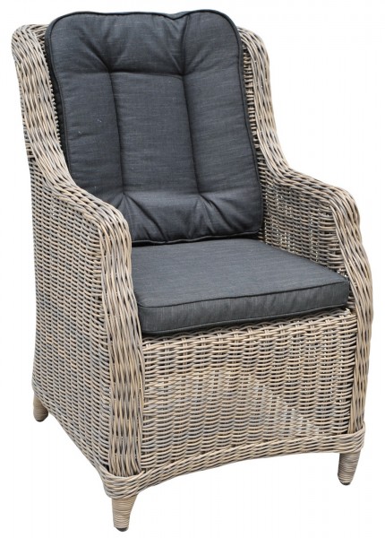 Aks Geflechtsessel